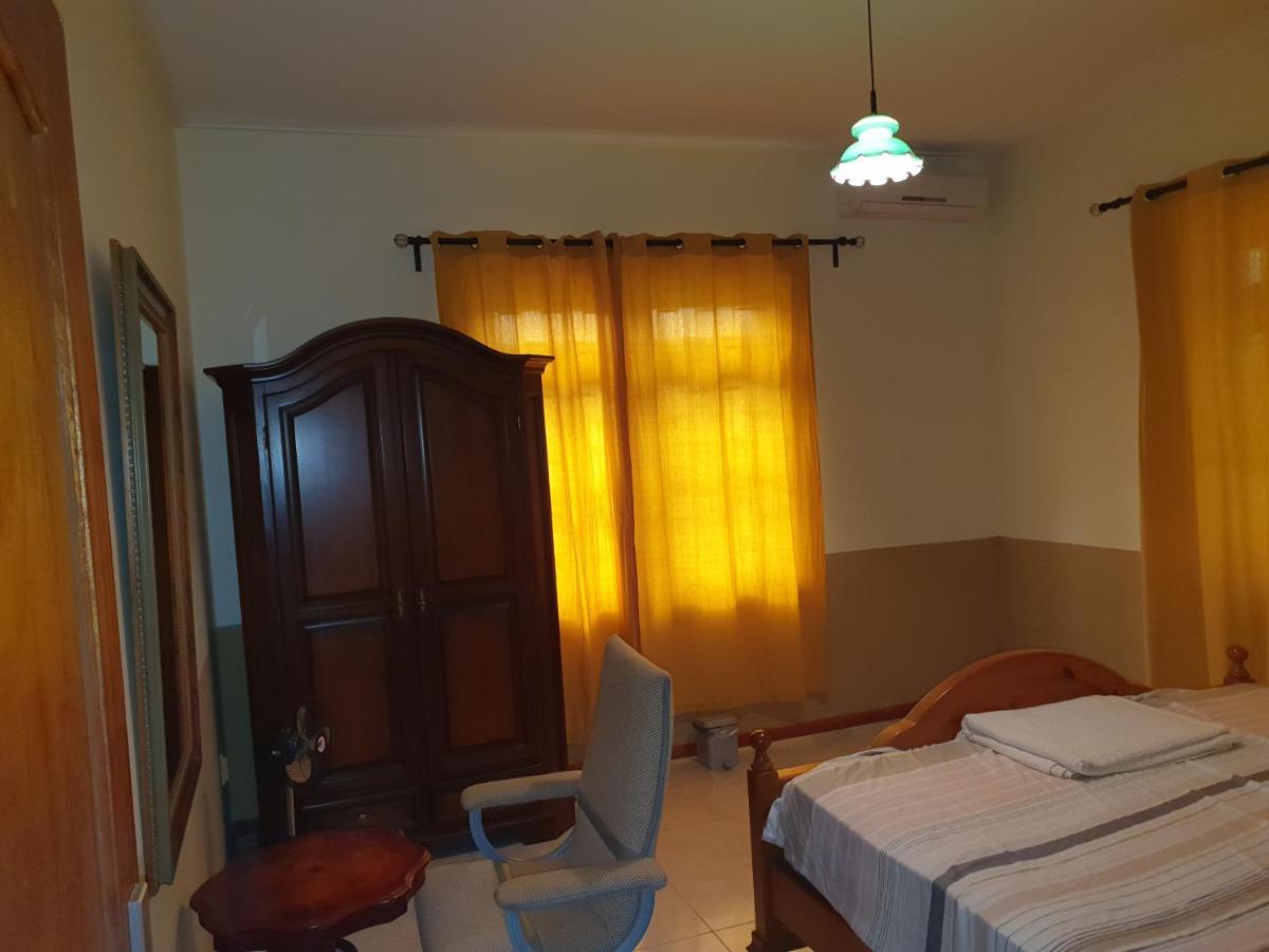 Chander'S Villa Paramaribo Luaran gambar