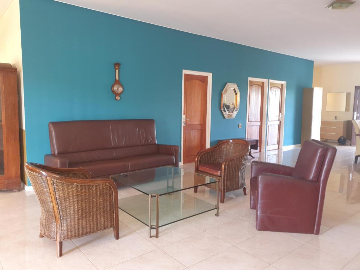 Chander'S Villa Paramaribo Luaran gambar