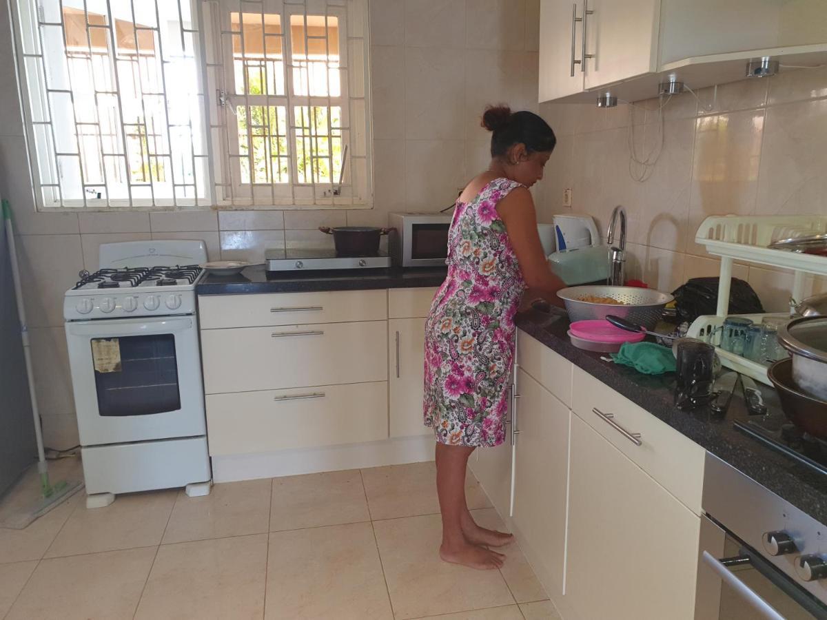 Chander'S Villa Paramaribo Luaran gambar