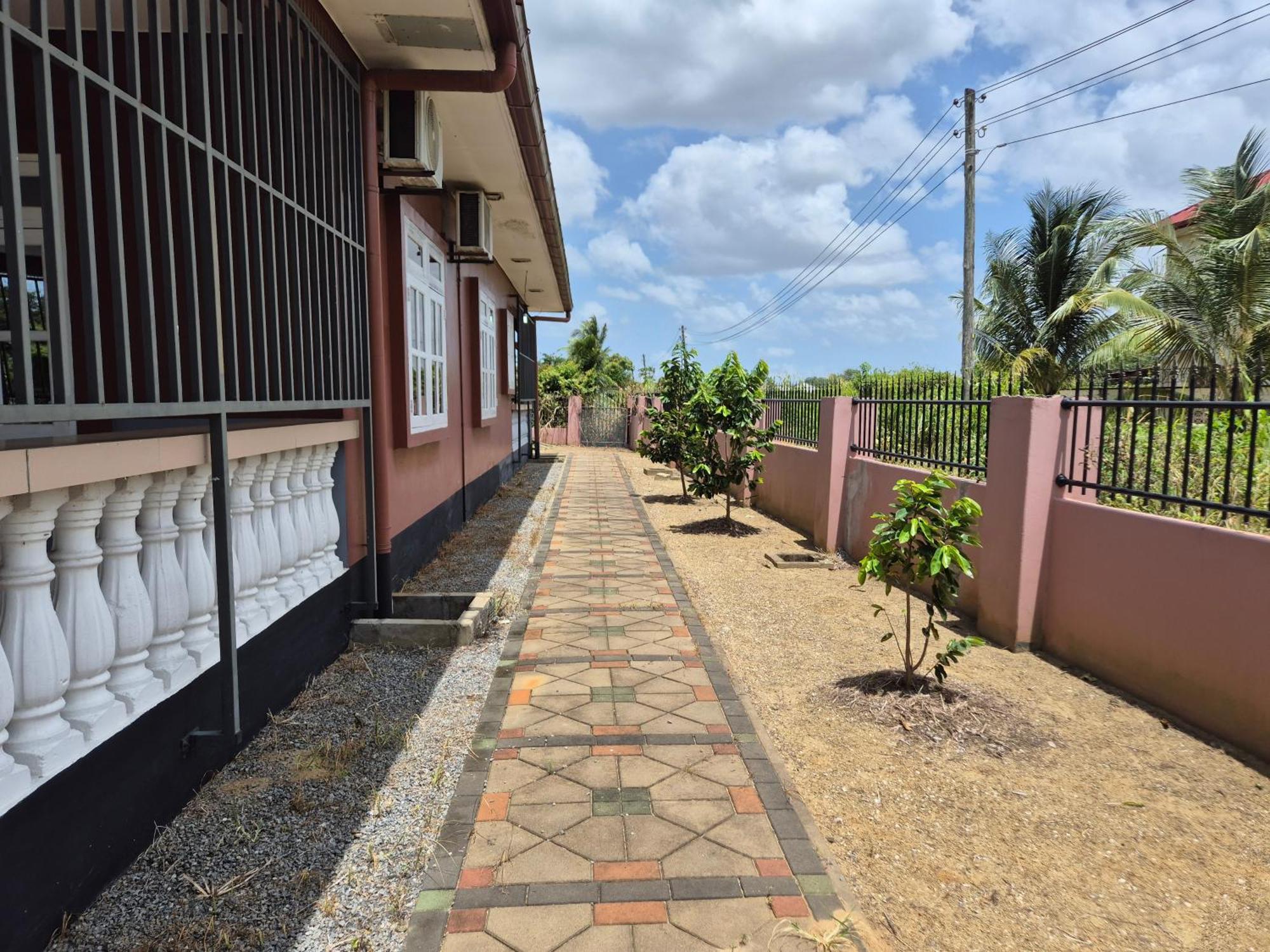 Chander'S Villa Paramaribo Luaran gambar