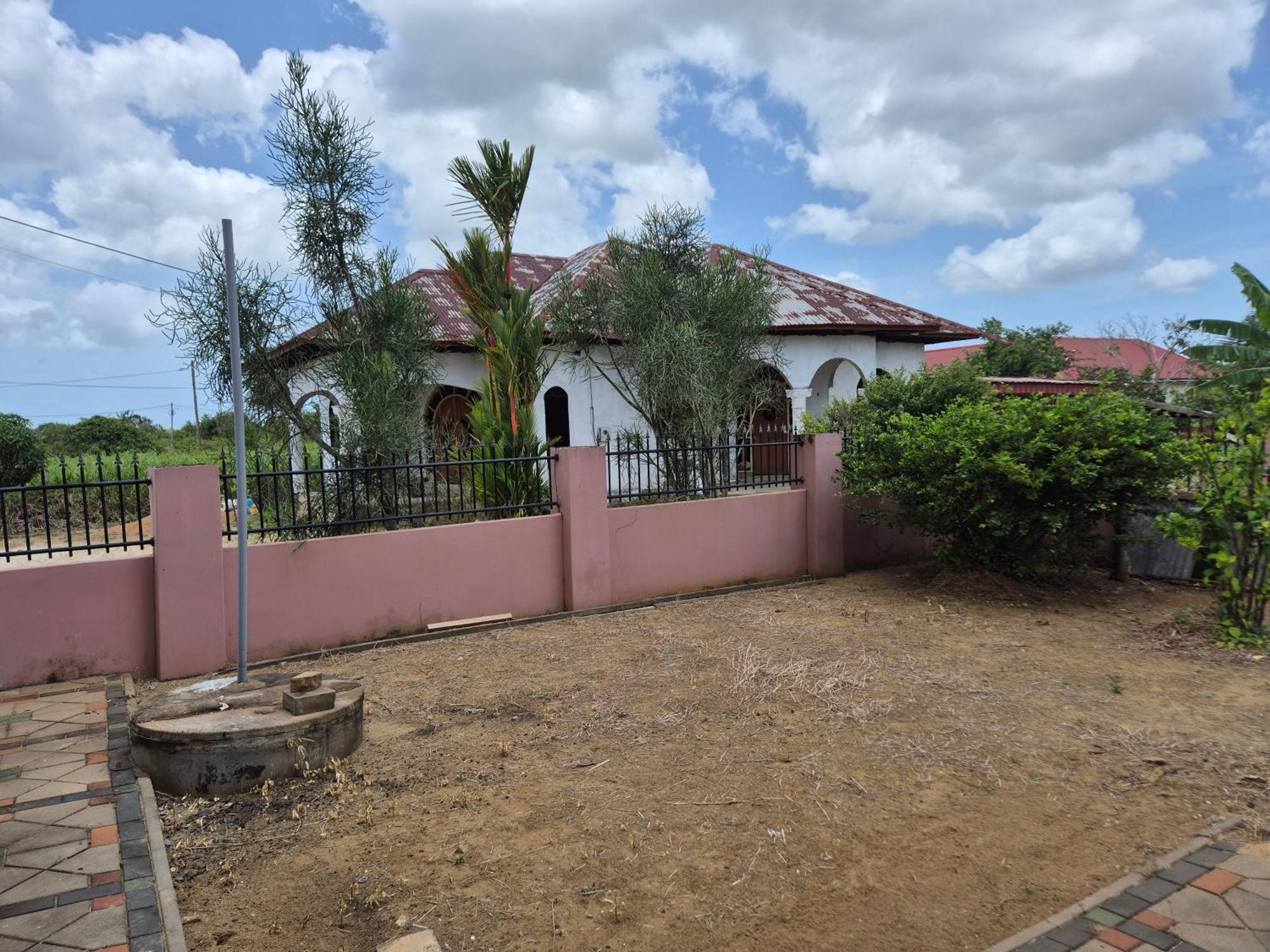 Chander'S Villa Paramaribo Luaran gambar