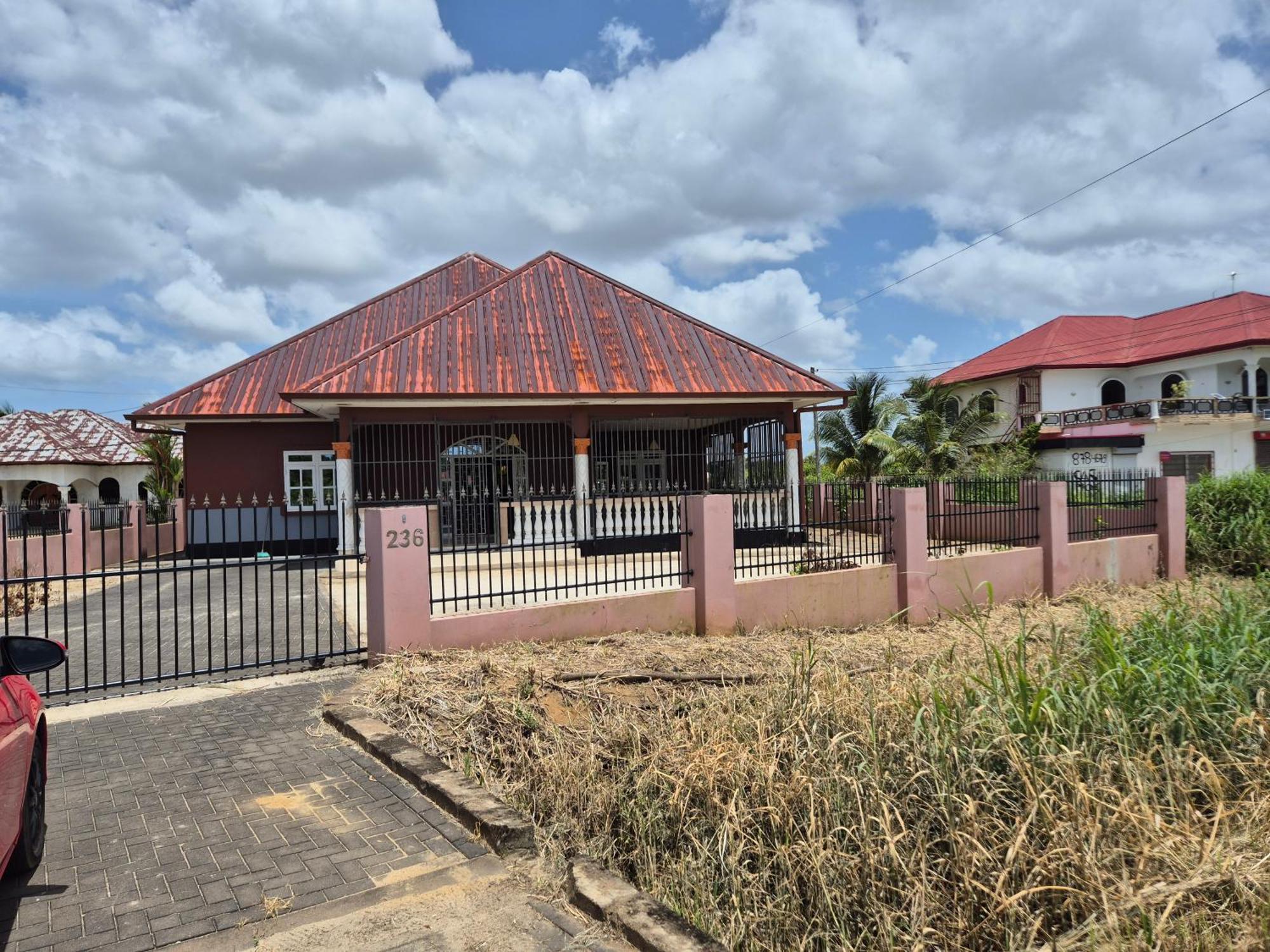 Chander'S Villa Paramaribo Luaran gambar